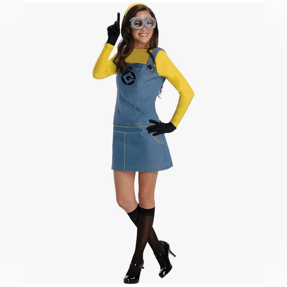 BRAND NEW/NEVER WORN - Adult Female Minion Costume - Size Medium